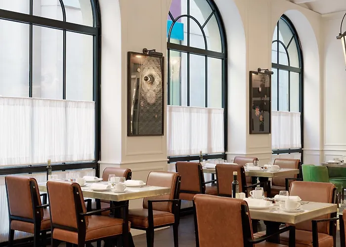 Hotel H10 Madison 4* Sup